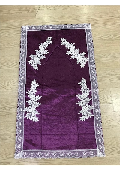 Kadife Seccade Çeyizlik Güpürlü Aplikli