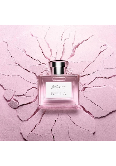 Baldessarini Bella Edp 50 Ml + Mum 75 G Kadın Parfüm Seti Çiçeksi