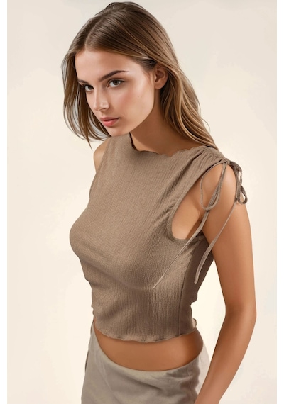Hiccup Drapeli Detaylı Dokulu Kayık Yaka Crop Top Deve Kahvesi
