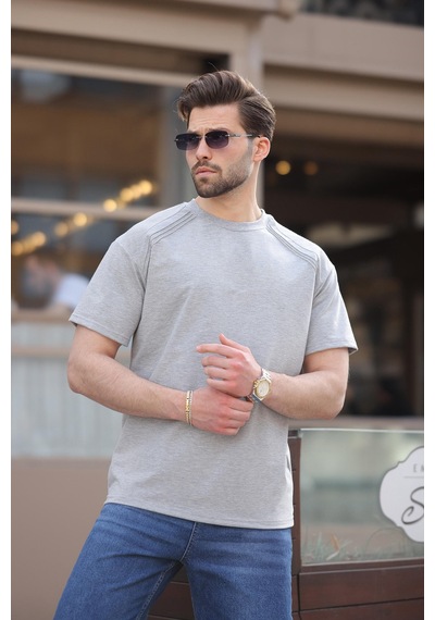 Madmext Gri Bisiklet Yaka Basic Erkek T-shirt E7138 Gri