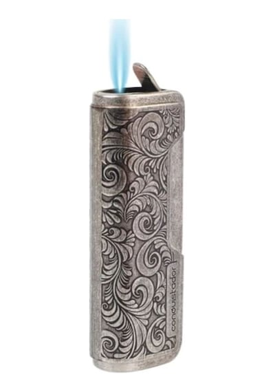 Conquistador 1li Torch İşlemeli Antik Gümüş Metal Puro Çakmağı 8008ct
