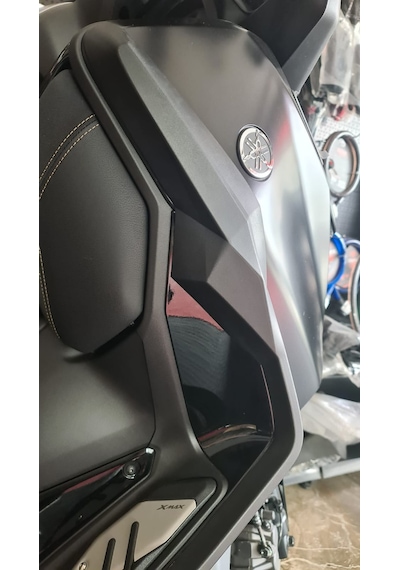Yamaha Xmax 2023/2026 Uyumlu Ön Bacak Koruma
