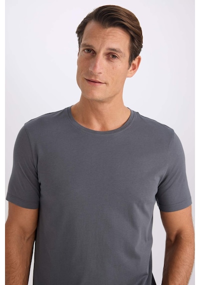 DeFacto Slim Fit Dar Kesim Bisiklet Yaka Modal Karışımlı Pamuklu Basic Düz Kısa Kollu Tişört M6606AZ25SPAR31 DeFacto Slim Fit Dar Kesim Bisiklet Yaka Modal Karışımlı Pamuklu Basic Düz Kısa Kollu Tişört M6606AZ25SPAR31