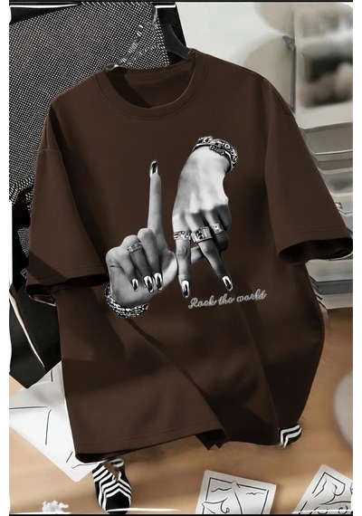 La El İşareti Ön Baskılı Sokak Modası Unisex T-shirt Kahve