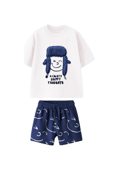 Erkek Çocuk 3d Peluş Nakış Uşanka Şapka Detaylı Pamuklu T-shirt Şort Alt Üst Takım Lacivert Ekru Çok Renkli Erkek Çocuk 3d Peluş Nakış Uşanka Şapka Detaylı Pamuklu T-shirt Şort Alt Üst Takım Lacivert Ekru Çok Renkli