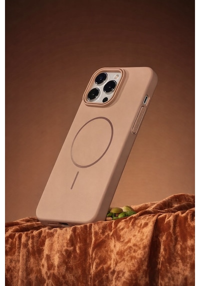 Apple iPhone 13 Pro Max Uyumlu Kamera Çıkıntılı Magsafe Wireless Şarj Özellikli Sert Sararmaz Silikon Kılıf