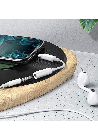 Apple Uyumlu iPhone 7 8 X 11 12 13 14 Lightning To 3.5mm Aux Jack Kulaklık Çevirici Bluetooth Gerektirmez
