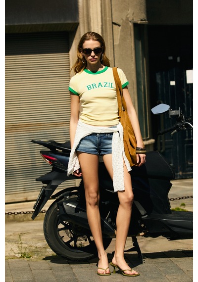 Grımelange Wren Kadın Yumuşak Ve Esnek Kumaşlıi Baskı Detaylı Slim Sarı T-shirt