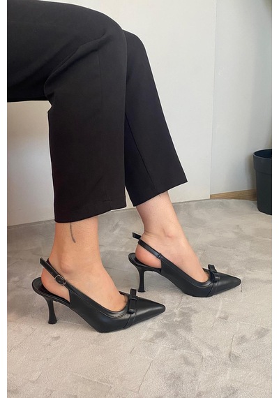 Preshley Kadın Madame Siyah Cilt Fiyonk Detaylı Arkası Acık 9 Cm İnce Topuklu Ayakkabı Siyah