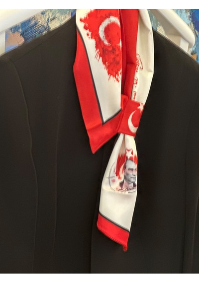 N Craft Desıgn 29ekim Atatürk Boyundan Pritli Arkalı -önlü Baskı Fuları Krem-kırmızı-siyah