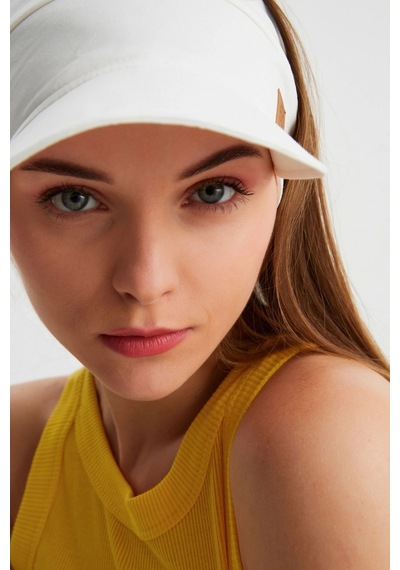 Butikgiz Kadın Uv Korumalı Katlanabilir Üstü Açık Yumuşak Siperli %100 Pamuklu Penye Tenis Vizör Şapka Beyaz