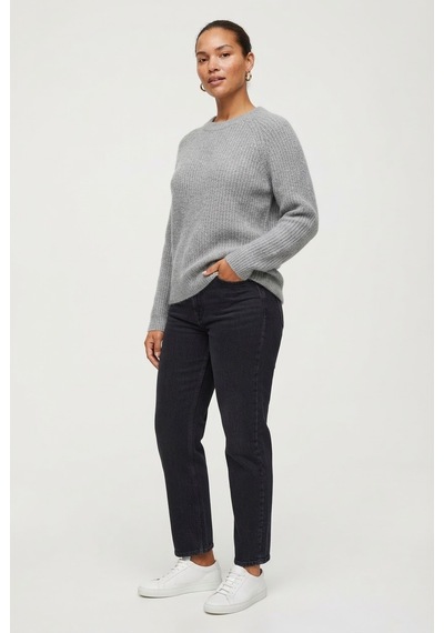 Neden Tekstil Kadın Slim Fit Uzun Kollu Gri Triko Kazak
