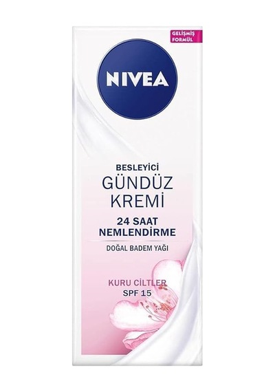Nıvea Essentials Besleyici Gündüz Yüz Bakım Kremi, 50 Ml, Kuru Ciltler, Doğal Badem Yağı, Doğal Sku: Smg8690010449030