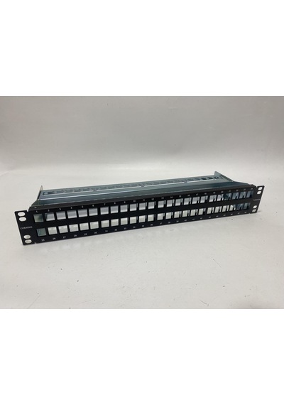 Corning 48 Port Boş Keystone Patch Panel 19inç Caxxsv-04808-c002