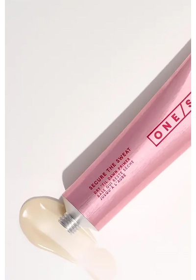 One Size Secure The Sweat Su Geçirmez Matlaştırıcı Makyaj Bazı 10ml