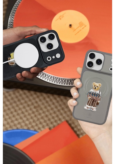 Zuckbear iPhone 17 Pro İçin Kılıf 3d Figürlü Pu Deri Yüzey Manyetik Şarj Destekli Kapak Aristo Lacivert