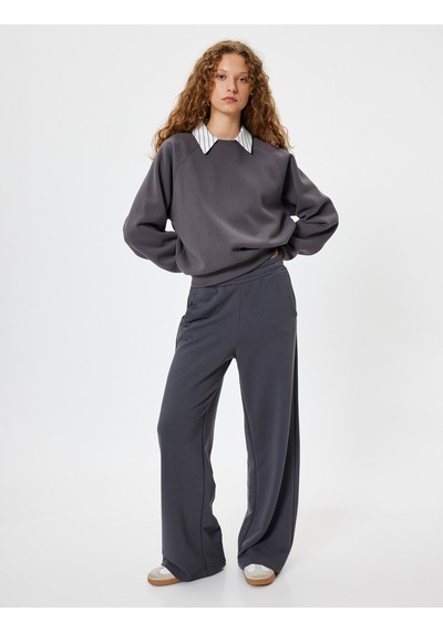 Koton Basic Oversize Sweatshirt Bisiklet Yaka Uzun Kollu Ribanalı Şardonlu Antrasit 5wal10103ık Antrasit Koton Basic Oversize Sweatshirt Bisiklet Yaka Uzun Kollu Ribanalı Şardonlu Antrasit 5wal10103ık Antrasit