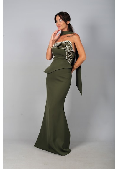 By Saygı Kadın Asimetrik Straplez Yaka Astarlı Önü Taşlı Peplum Detaylı Krep Uzun Elbise Haki By Saygı Kadın Asimetrik Straplez Yaka Astarlı Önü Taşlı Peplum Detaylı Krep Uzun Elbise Haki