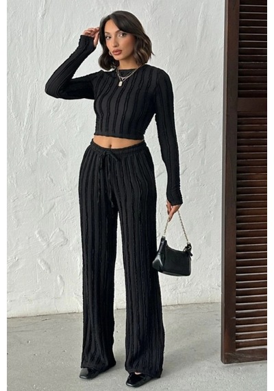 Trend Alisse Siyah Kışlık Premium Fitilli Parmak Geçmeli Crop Bluz Bol Paça Pantolon Takımı Trend Alisse Siyah Kışlık Premium Fitilli Parmak Geçmeli Crop Bluz Bol Paça Pantolon Takımı