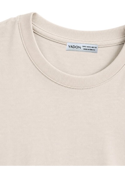Vadon 1009 Kadın Pamuklu Regular Fit Bisiklet Yaka Yumuşak Dokulu Kısa Kollu Basic T-shirt Taş Vadon 1009 Kadın Pamuklu Regular Fit Bisiklet Yaka Yumuşak Dokulu Kısa Kollu Basic T-shirt Taş