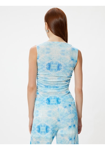 Koton Yarı Transparan Kolsuz Tişört Batik Desenli Slim Fit Mavi Desenli 4sak10964ek Mavi