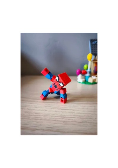Minecraft Temalı Spider-man Figürü