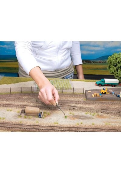 Noch 7013 Tarla Çiçekli Çimen Kümeleri, 6 Mm. 52 Adet, 9 Mm. 52 Adet, Diorama Malzemesi