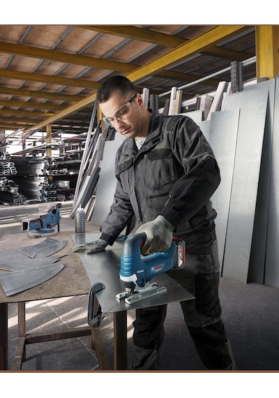 Bosch Professional GST 185-LI 4.0 Ah Li-on Çift Akülü Dekupaj Testere