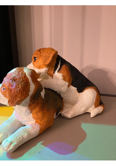 El Boyaması Sevimli Dekoratif İkili Köpek Figürü