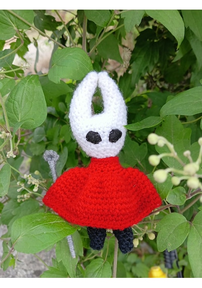 Hornet Oyun Karakteri AmigurumiÖrgü Oyuncak - Gamer Hediyelik Figür 12 Cm