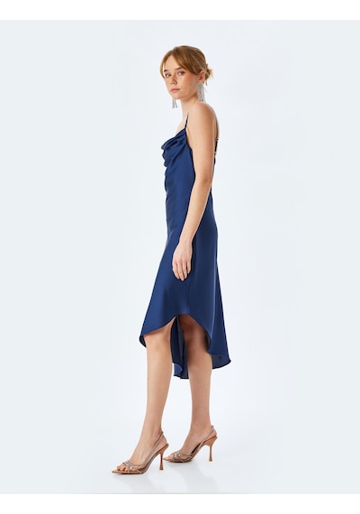 Koton İp Askılı Degaje Yaka Asimetrik Midi Slip Saten Elbise Lacivert 5sak80008fw Lacivert Koton İp Askılı Degaje Yaka Asimetrik Midi Slip Saten Elbise Lacivert 5sak80008fw Lacivert