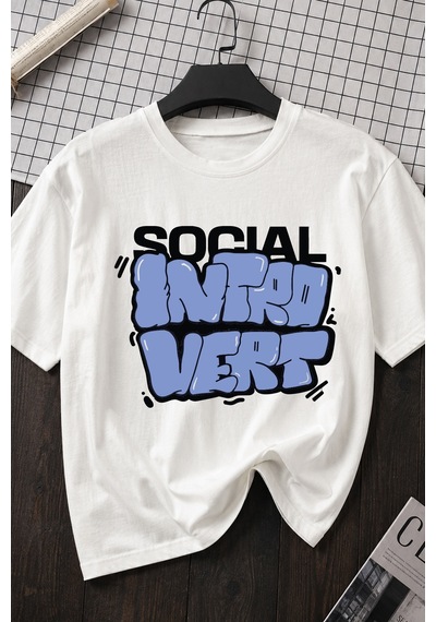 Spoyi Sosyal Introvert Tasarımlı %100 Pamuk Yarım Oversize Beyaz T-lhirt Spoyi Sosyal Introvert Tasarımlı %100 Pamuk Yarım Oversize Beyaz T-lhirt