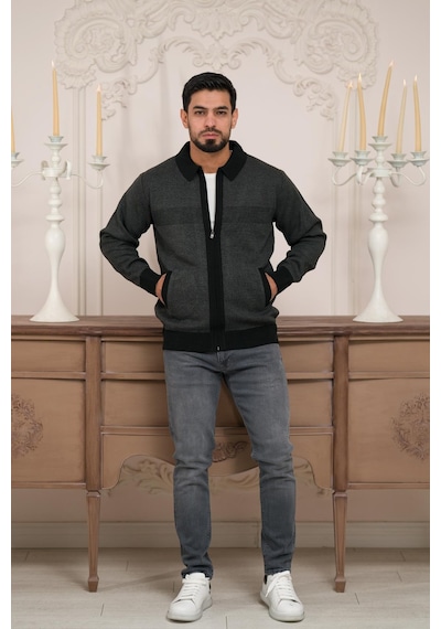 Woolen World Polo Yaka Fermuar Kapamalı Klasik Kesim Astarlı Desenli Çelik Örgü Hırka Antrasit Woolen World Polo Yaka Fermuar Kapamalı Klasik Kesim Astarlı Desenli Çelik Örgü Hırka Antrasit