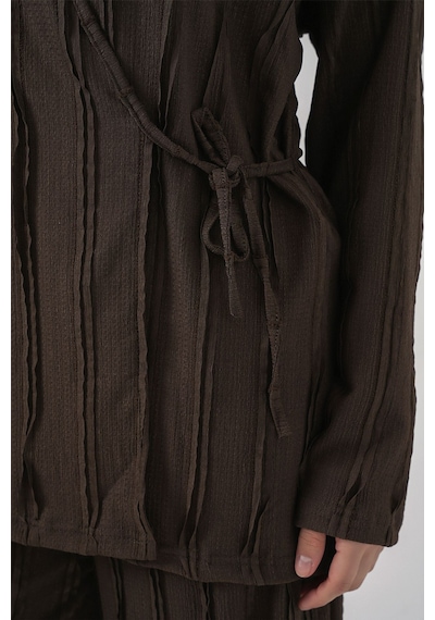 Hiccup Bdart Dokulu V Yaka Bağlama Detaylı Kimono Ve Geniş Paçalı Pantolon Takımı Mocha Kahvesi Hiccup Bdart Dokulu V Yaka Bağlama Detaylı Kimono Ve Geniş Paçalı Pantolon Takımı Mocha Kahvesi