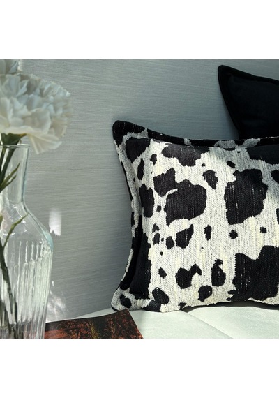 "black & Cow" Dokulu Desenli Kırlent Kılıfı Seti Siyah - Beyaz