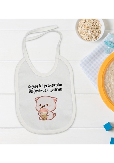 BK Kids Prensesim Üstesinden Gelirim Tasarımlı Beyaz Bebek Mama Ö Beyaz
