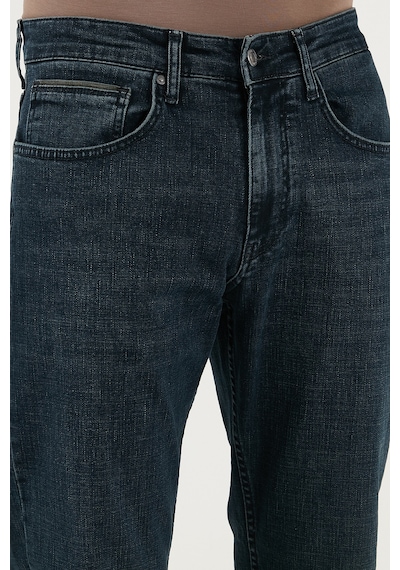 Buratti Streç Pamuklu Comfort Fit Yüksek Bel Boru Paça Jeans Erkek Kot Pantolon 4412C26Texas Mavi Buratti Streç Pamuklu Comfort Fit Yüksek Bel Boru Paça Jeans Erkek Kot Pantolon 4412C26Texas Mavi