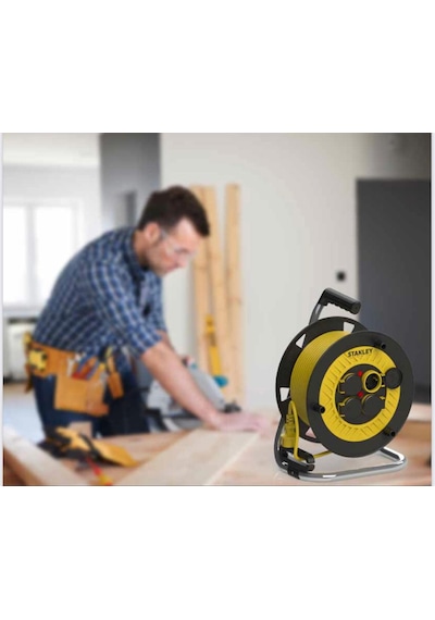 Stanley Profesyonel Makaralı Kauçuk Kablo Termikli IP44, 4 Kapatlı Soketli 25 M 3 x 1,5 MM