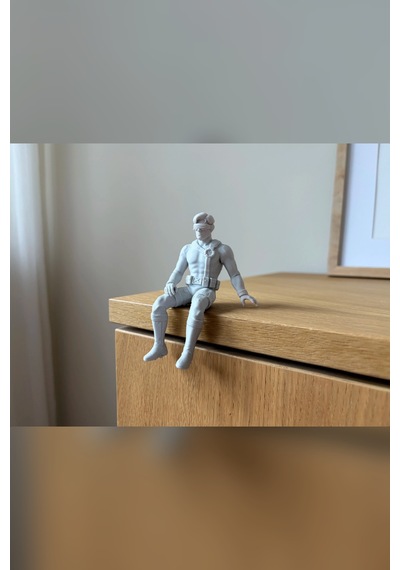 Zeroxo Oturan Mutant Kahraman Figürü Gözlüklü Süper Kahraman Biblo 7x9 Cm