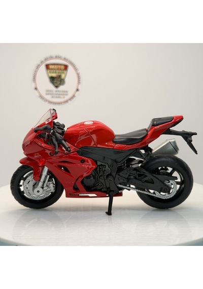 Suzuki Gsx-r1000 - 1:18 Ölçek 12cm Kutulu Diecast Model Kırmızı