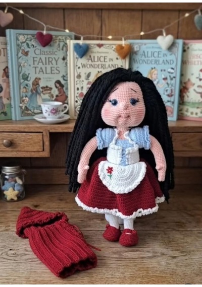 Bersem Kırmızı Başlıklı Kız Amigurumi Bebek