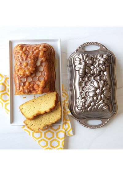 Nordicware Bal Peteği Kek Kalıbı Altın