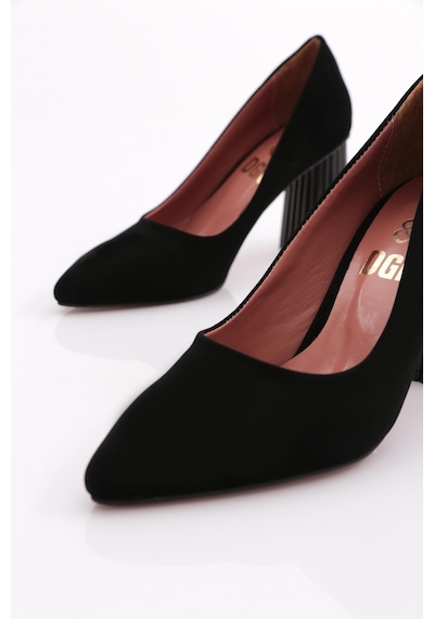 Dgn 660-22y Kadin Sivri Burun Parmak Dekolteli Galvaniz Ökçe Topuklu Ayakkabi 660-1918-R1700 Siyah Velvet