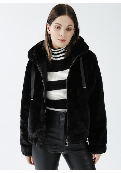 Only 15260047-22k Onlvıda Fur Hooded Jacket Cc Otw Kadın Kaban 15260047-R4306 Siyah Only 15260047-22k Onlvıda Fur Hooded Jacket Cc Otw Kadın Kaban 15260047-R4306 Siyah