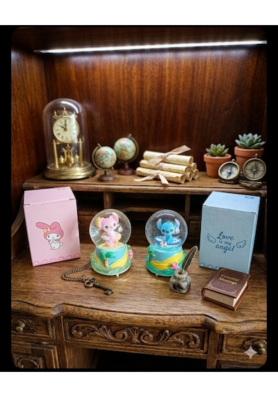 Masaüstü Işıltısı: 11 Cm Melodili Pembe & Mavi Kar Küresi İkilisi 01