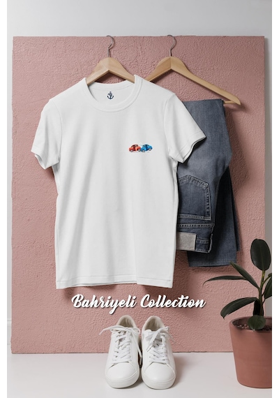 Oversize Kaza Yapmış Arabalar Sigorta Çekici Cep Tasarımlı Unisex T-shirt Beyaz