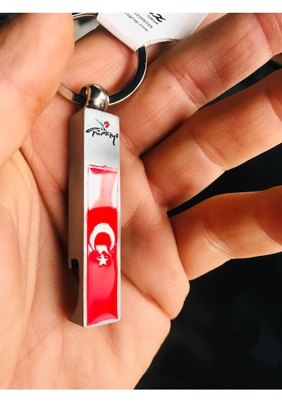 Türk Bayraklı Açacaklı Metal Anahtarlık Şık Ve Kullanışlı Tasarım