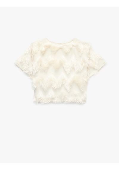 Koton Peluş Detaylı Bisiklet Yaka Kısa Kollu Crop Bluz Ekru 7wak10025uk