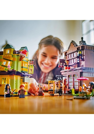 LEGO® Harry Potter™ Kaliteli Quidditch™ Malzemeleri ve Dondurma Salonu 76452 - 8 Yaş ve Üzeri Çocuklar için Oyuncak Yapım Seti (795P) LEGO® Harry Potter™ Kaliteli Quidditch™ Malzemeleri ve Dondurma Salonu 76452 - 8 Yaş ve Üzeri Çocuklar için Oyuncak Yapım Seti (795P)