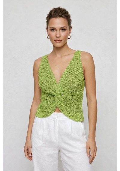 Neden Tekstil Twist Knot Detaylı Premium Kadın Triko Bluz V Yaka Örgü Dokulu Şık Crop Tasarım - Yeşil
